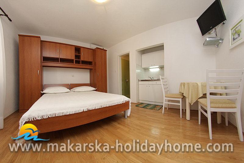 Apartments in Makarska for 7 persons - Apartment Jony A1 / 28