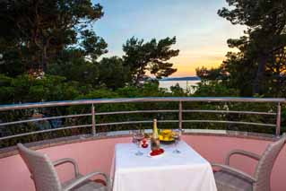 Promajna Seafront apartment for 3 persons - Apartment Karla S1