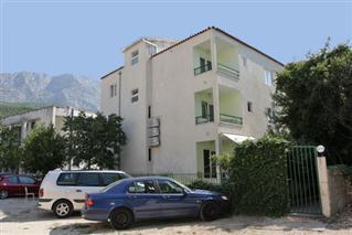 Tucepi apartments close to the beach - Apartments Ivo