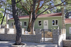 Makarska Holiday Houses rentals for for 6 persons-House Jure