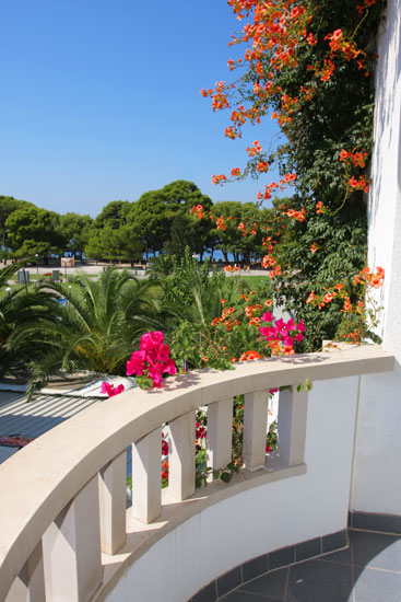 apartments makarska near beach