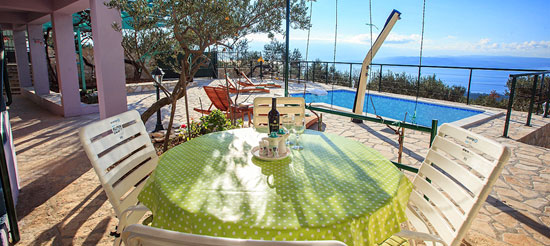 Villa Marijo, luxury villa with pool in Baška Voda
