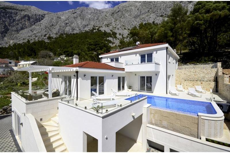 Luxury villa with pool Baska Voda - Villa Ines / 01
