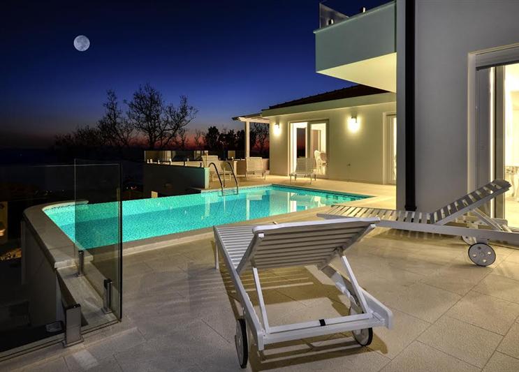Luxury villa with pool Baska Voda - Villa Ines / 48