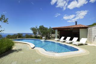 Luxus-Ferienvilla mit Pool und Hund Kroatien - Villa Damir